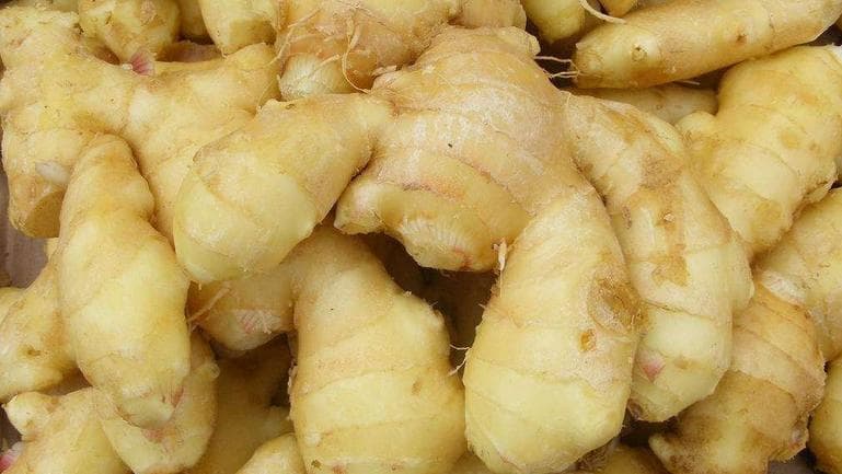 生姜泡脚的功效与作用、禁忌和食用方法