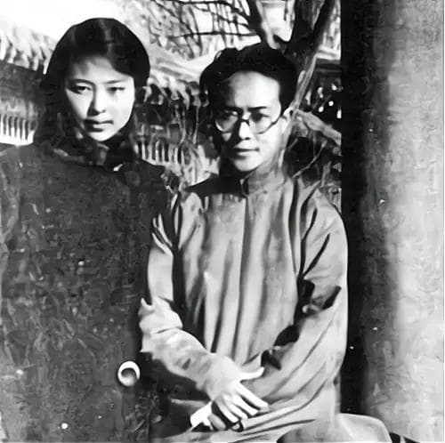 张兆和与沈从文：两个相互不懂的人，谱写了一曲爱情悲歌
