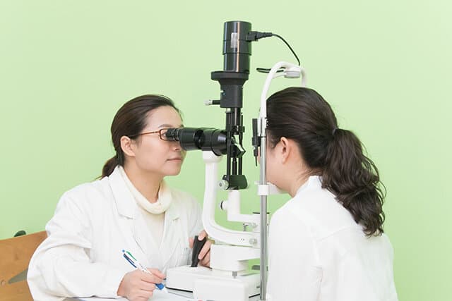 近视手术哪种最好最安全 近视手术的利与弊