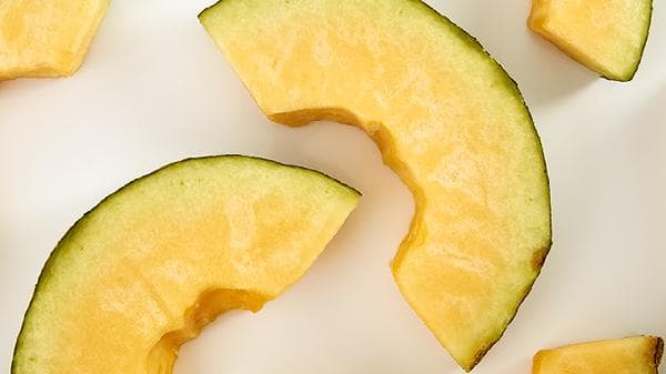 哈密瓜局部腐烂怎么办？教你正确处理和挑选技巧