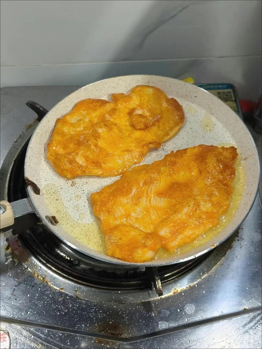 从家常菜到街头美食：鸡排的文化演变与创新
