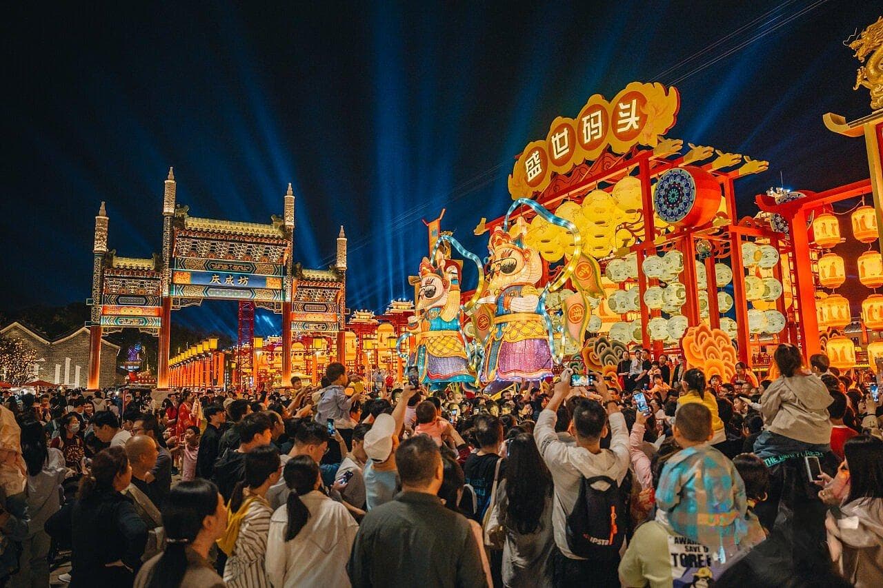 唐山河头老街火爆“出圈”引发涟漪 盘活一条街 带火一座城
