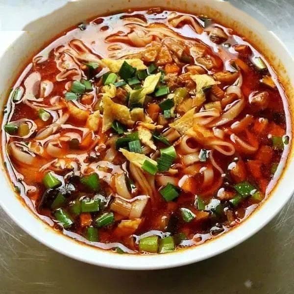 靖远臊子面：味蕾的极致享受