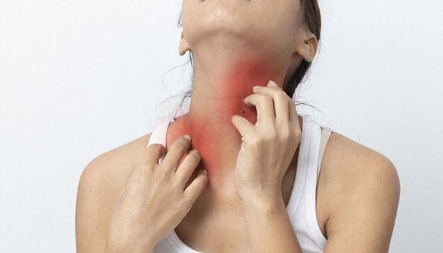 感觉眩晕、颈椎痛？医生叮嘱：不要忽视，这可能不是颈椎病