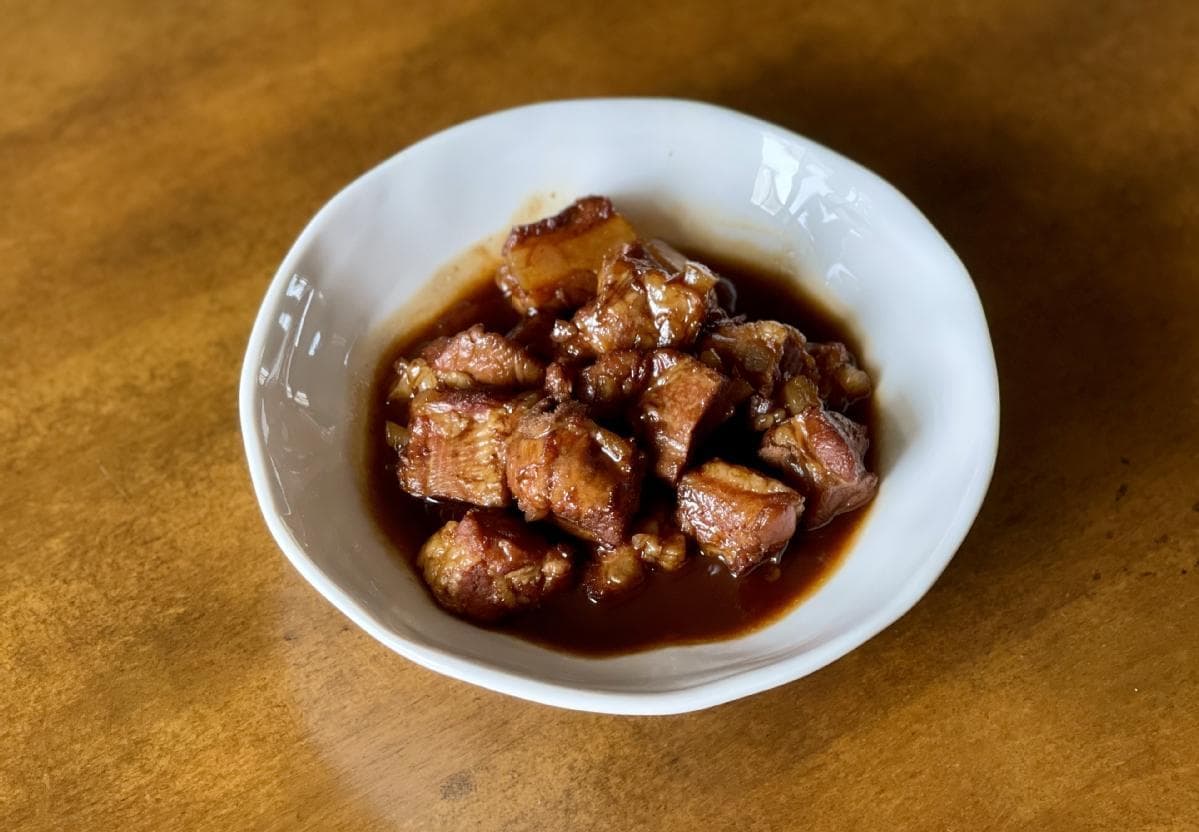 红烧排骨：浓油赤酱 香软可口