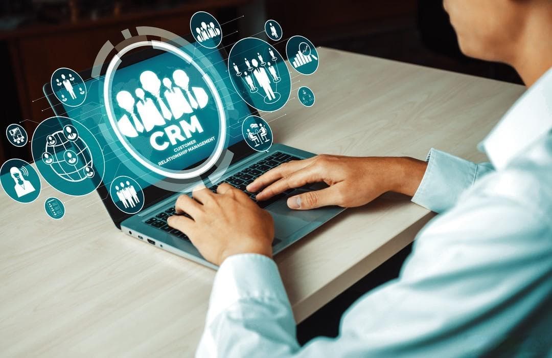 全流程管理：CRM 行业如何优化产品报价与回款周期