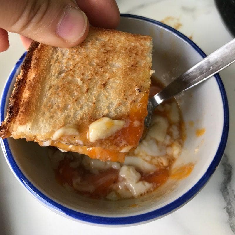 新加坡的咖椰吐司跻身世界最佳三明治之列，但马来西亚人并不高兴