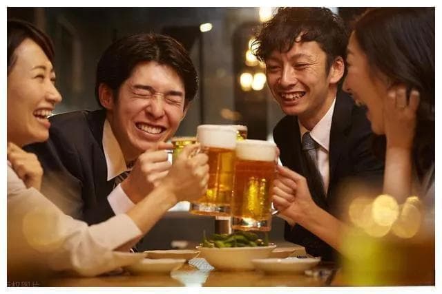 再度聚会，分担开支！朋友聚会费用如何公平分摊？