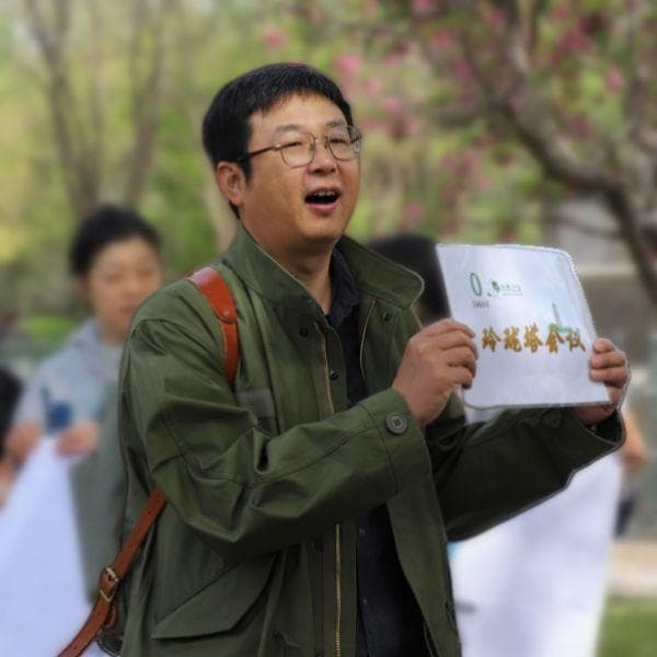 因热爱河流，他选择走进自然开启公益旅程