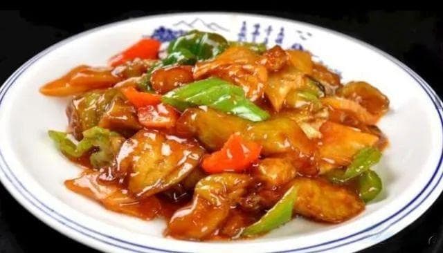 在家轻松做东北名菜：溜肉段烧茄子