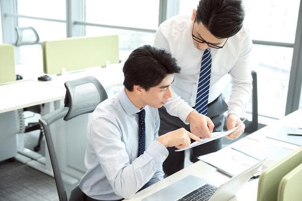 解决老赖不还钱的办法：依法维权与协调沟通