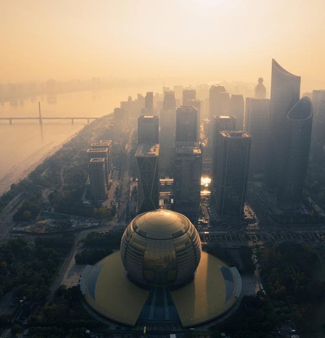 苏杭双城：园林水乡与人间天堂，经济实力各有千秋