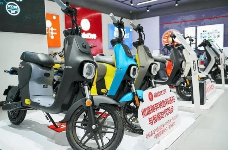买电动车该怎么选？电动自行车、电轻摩、电摩，哪种更有性价比？