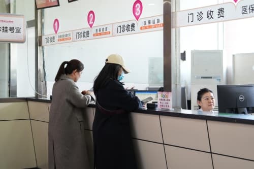 伊犁州生育新政落地！试管婴儿费用直降万元，职工医保报销高达80%