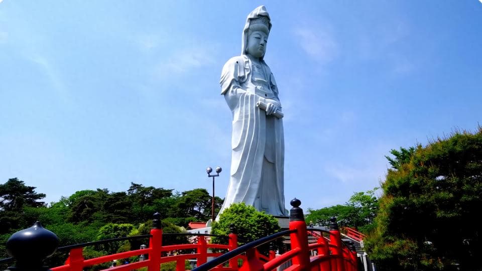 世界上最高的十座雕像，自由女神像竟榜上无名