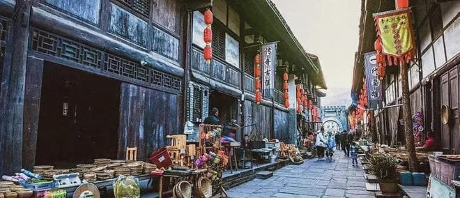陕西省最西边的青木川古镇，一脚踏三省，探寻江湖豪情和历史传说