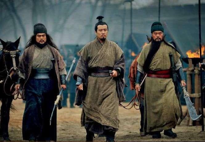 关羽发动北伐襄樊之战，是关羽自作主张，还是刘备下的命令？