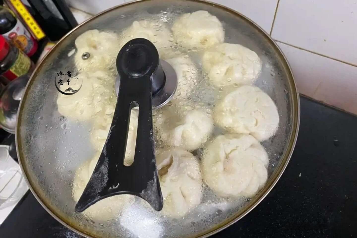 包子蒸多少分钟才能熟？出锅后如何保证蓬松暄软不塌陷？建议了解