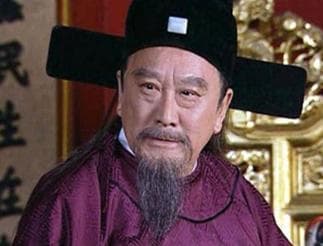 李善长是获得朱元璋的信任和重用呢？