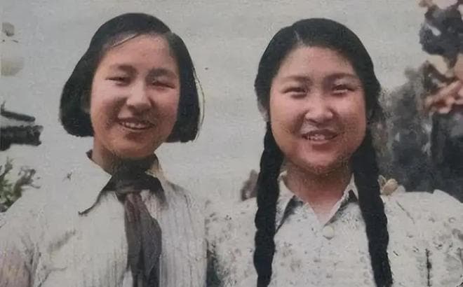 李讷是江青女儿，李敏是贺子珍女儿，两人的真实关系是怎样的？