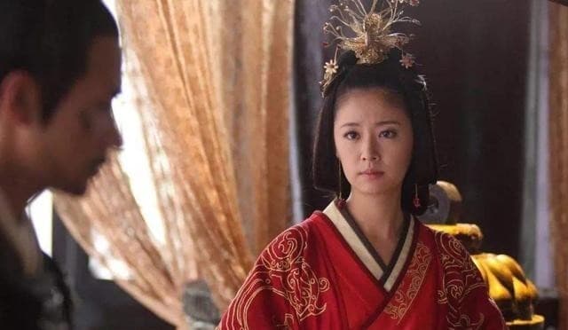 “罢黜百家，独尊儒术”对发展有什么帮助？为什么汉武帝要实行？(2)