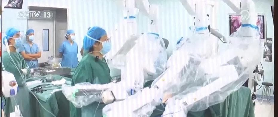 科技创新助力公共服务升级：远程医疗实现跨省手术，数字教育资源全国共享