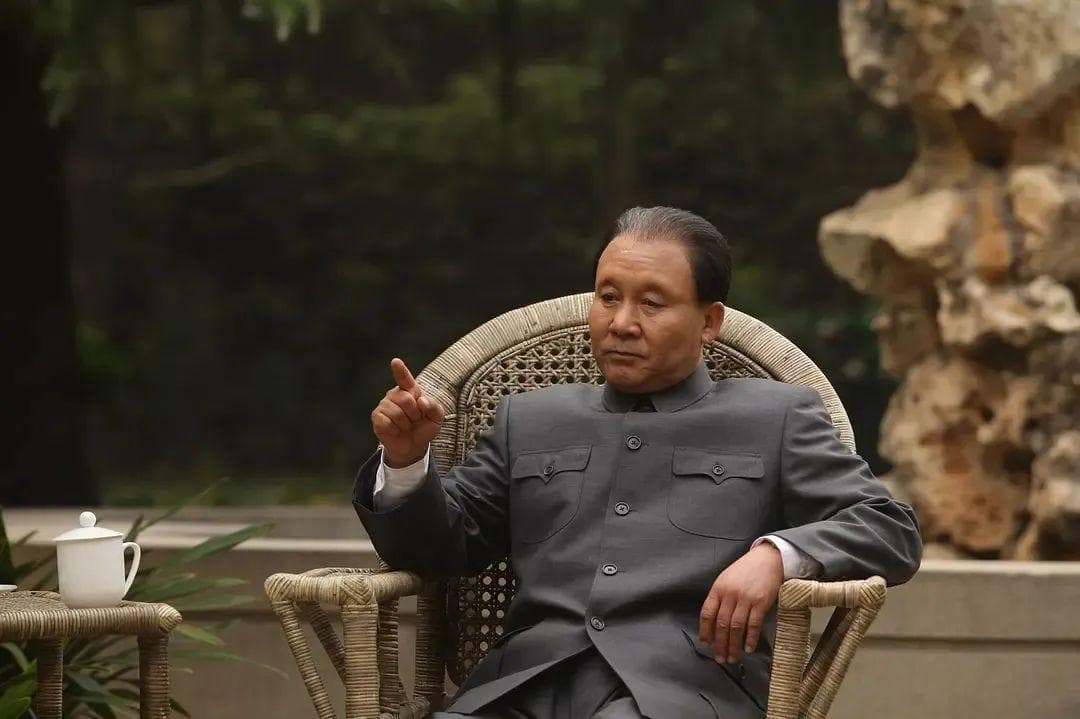 《历史转折中的邓小平》：改革开放的光辉岁月