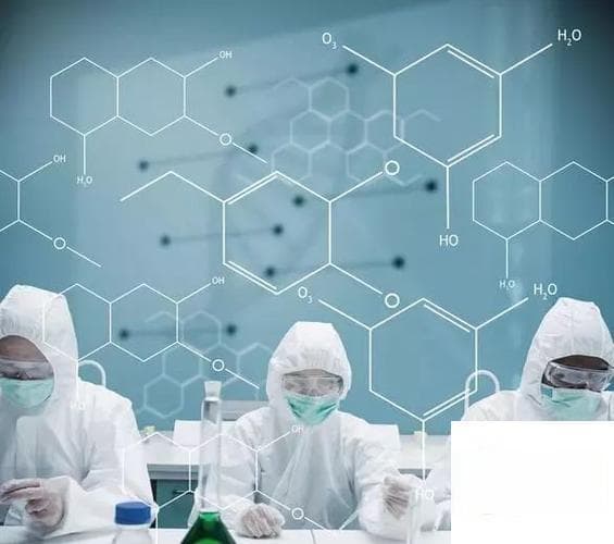 研究者实施知情同意，应当遵守赫尔辛基宣言的伦理原则，并符合哪些要求？