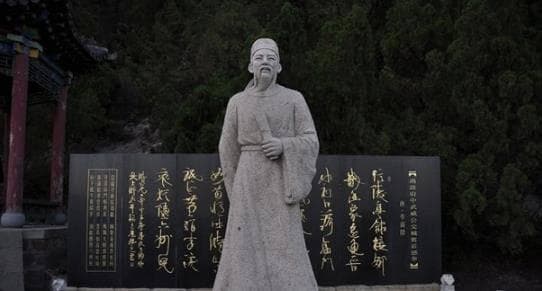 李商隐最美最谜的一首诗，风格清奇，在历史上圈粉无数