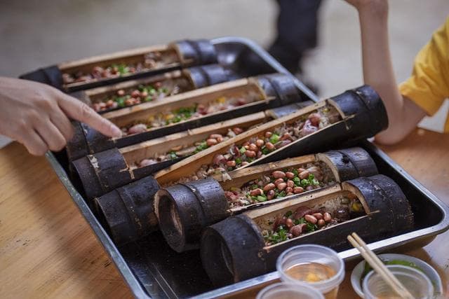 黎家竹筒饭：海南黎族传统美食的文化传承