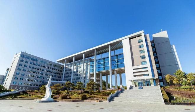 今年被"抛弃"的5所211大学：录取分数跌破550分，真的是"白菜价"吗？