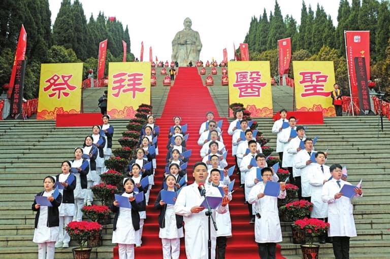 千余年后，张仲景的中医方剂 仍能在关键时刻发挥重要作用