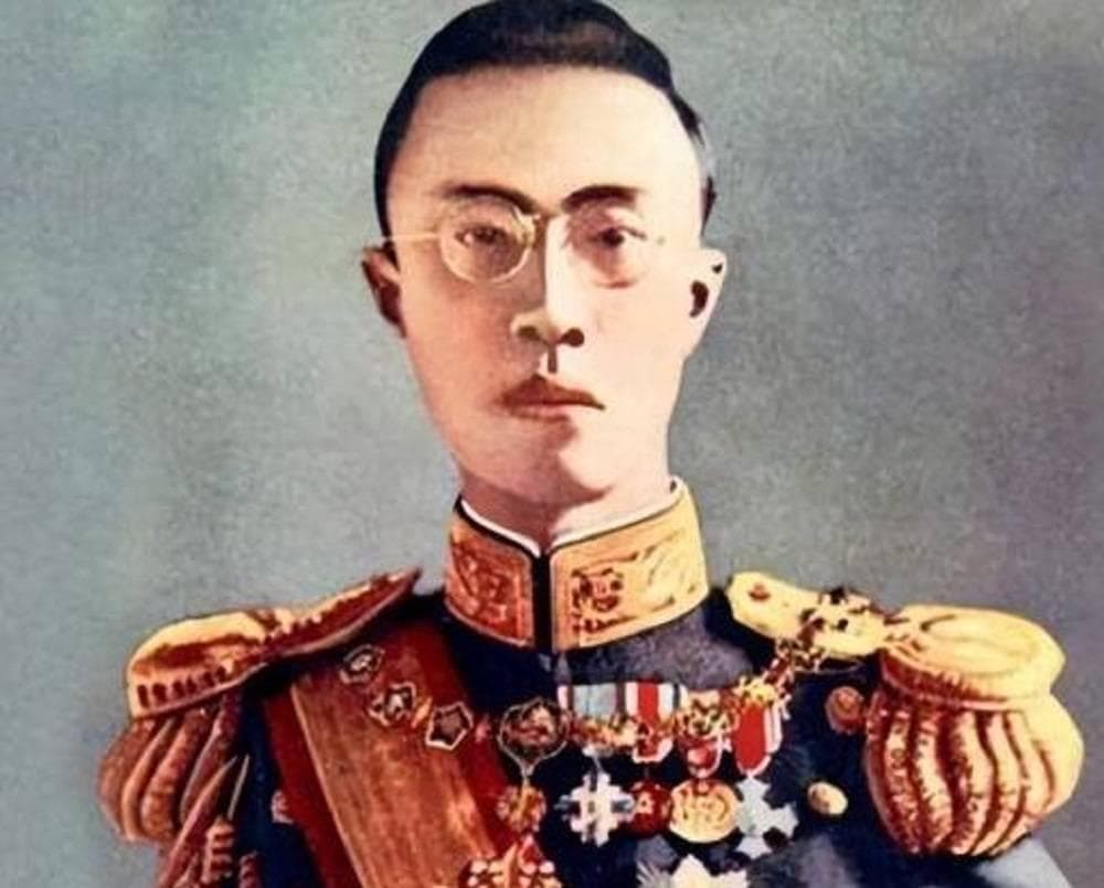 溥仪为何一生没有生育能力？看看在他小时候，宫女们都对他干了啥