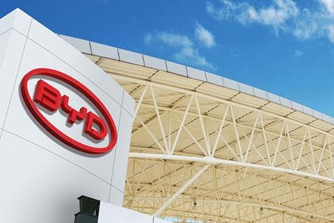 自营车险能否破解新能源车“高保费”困局？