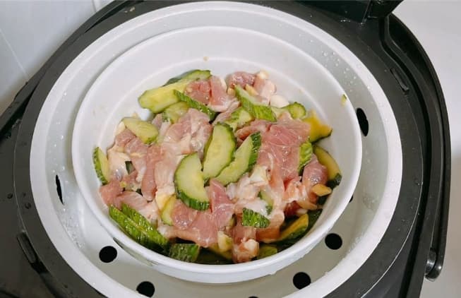 电饭煲使用方法，电饭煲操作指南