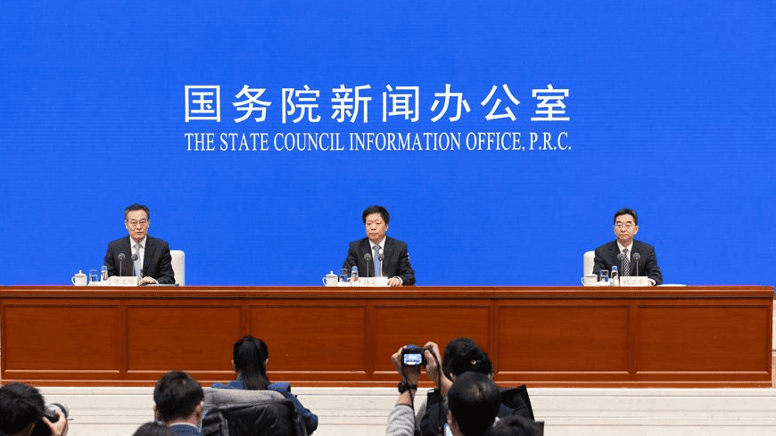 从土壤检测到科学种植：中央农村工作会议后，如何让农民的钱袋子鼓起来？