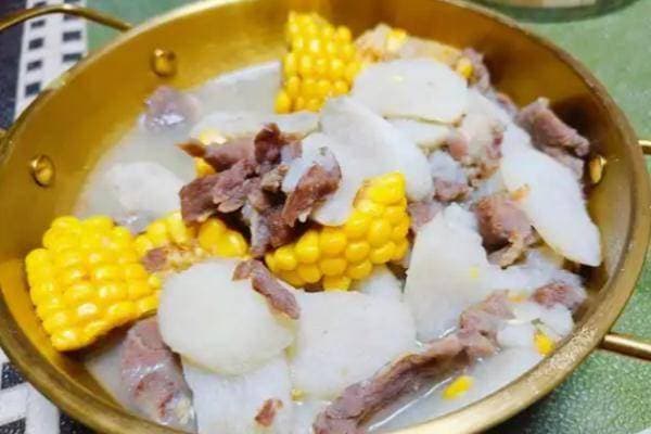 牛肉炖山药：营养丰富的家常菜受家庭欢迎