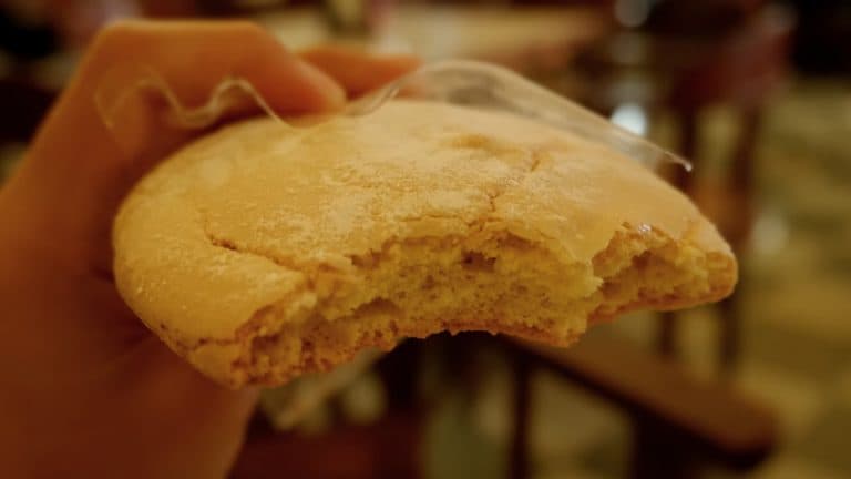 夏季穿搭指南：选择这些面料的裤子，让你在炎热中保持凉爽舒适