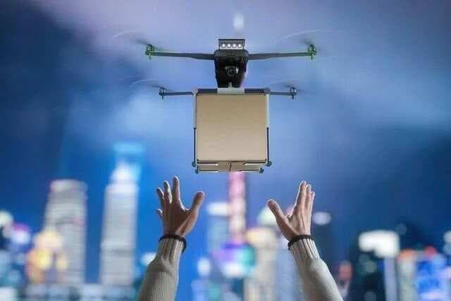 无人机：我就一送外卖的，居然还能拉动经济