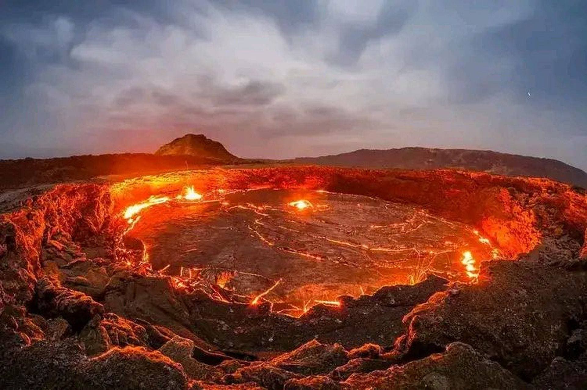 尔塔阿雷火山：埃塞俄比亚的地心之门