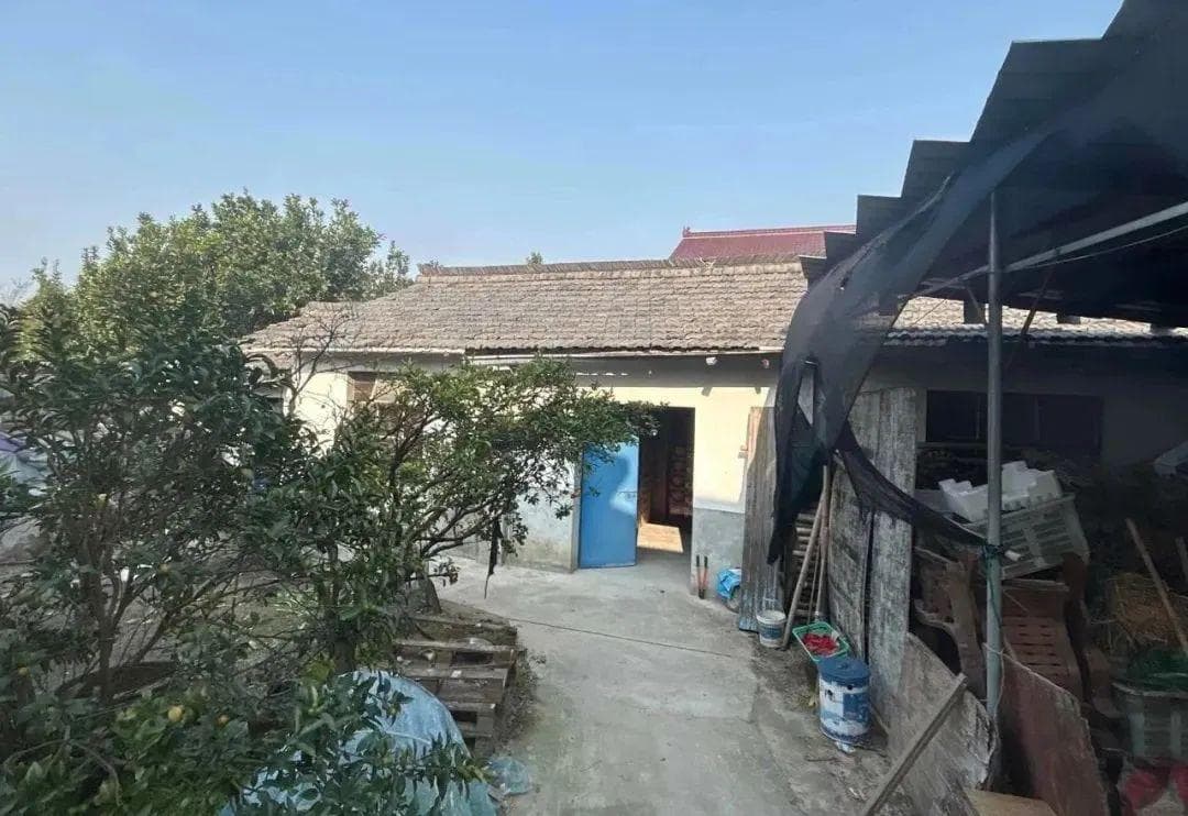 已有人被抓！朋友圈发这些，涉嫌违法！
