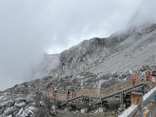红河元阳梯田：最佳拍摄时间与景点攻略