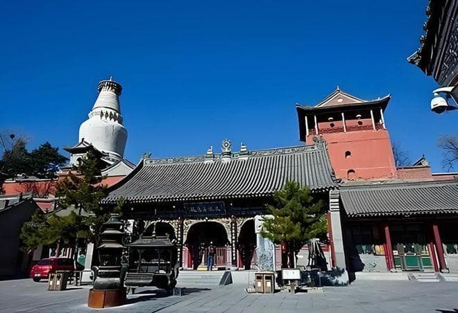 五台山五爷庙：一座融合民间传说与佛教文化的千年古刹