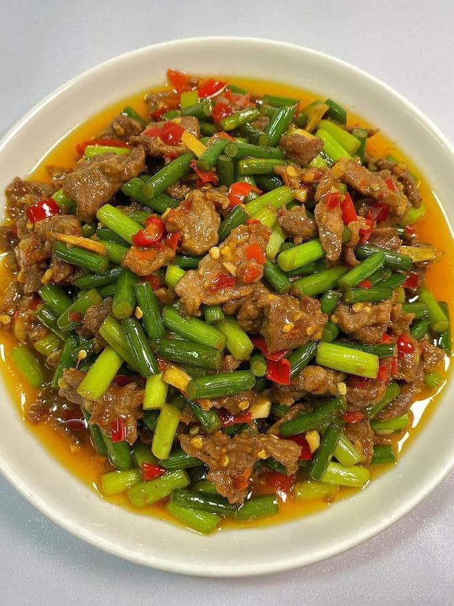 药补不如食补，中老年人多吃这8样菜，强筋健骨，预防骨质疏松