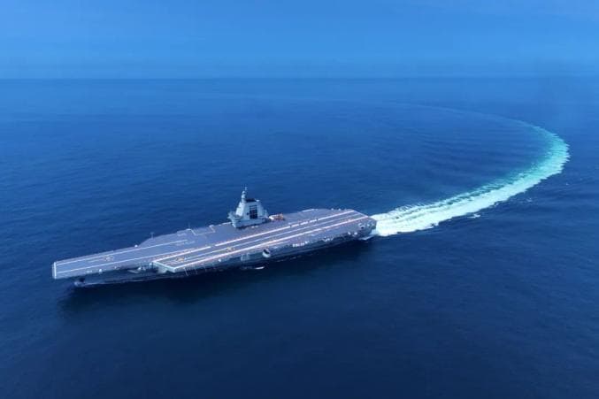 福建舰成功完成首次海试！高清大图+视频来了→