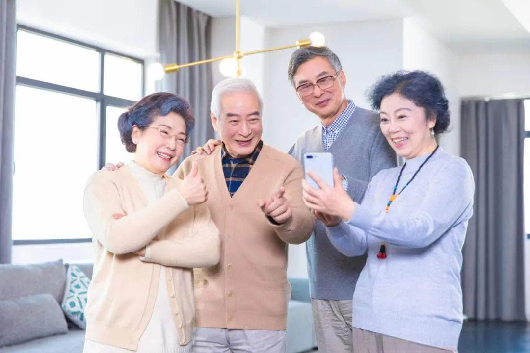 电商生意“围猎”有闲有钱的中老年人群