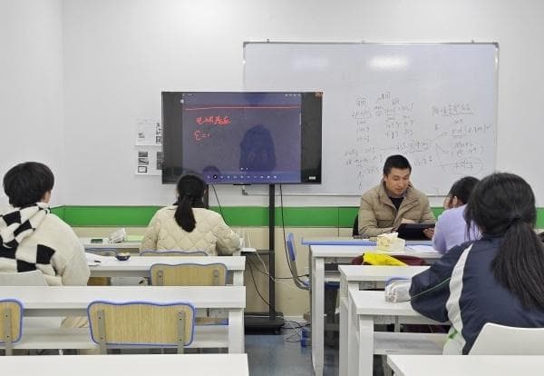 从立法层面规范校外培训机构——  双减仍是大方向 严管进入常态化