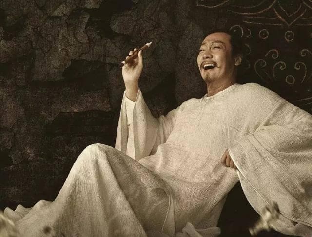 李白最长的一首诗，仅凭两句流传千古，热度千年不减，你一定听过