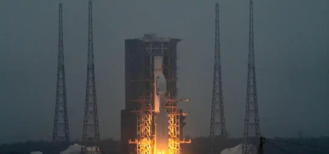中国火箭开年首飞成功，引外媒高度关注，马斯克星链迎来新挑战