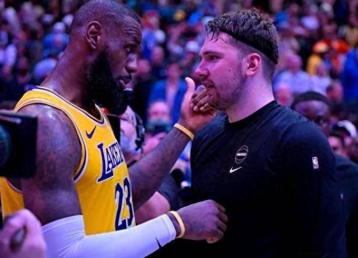 史诗级NBA三方交易：湖人、独行侠与西部联盟的巨变